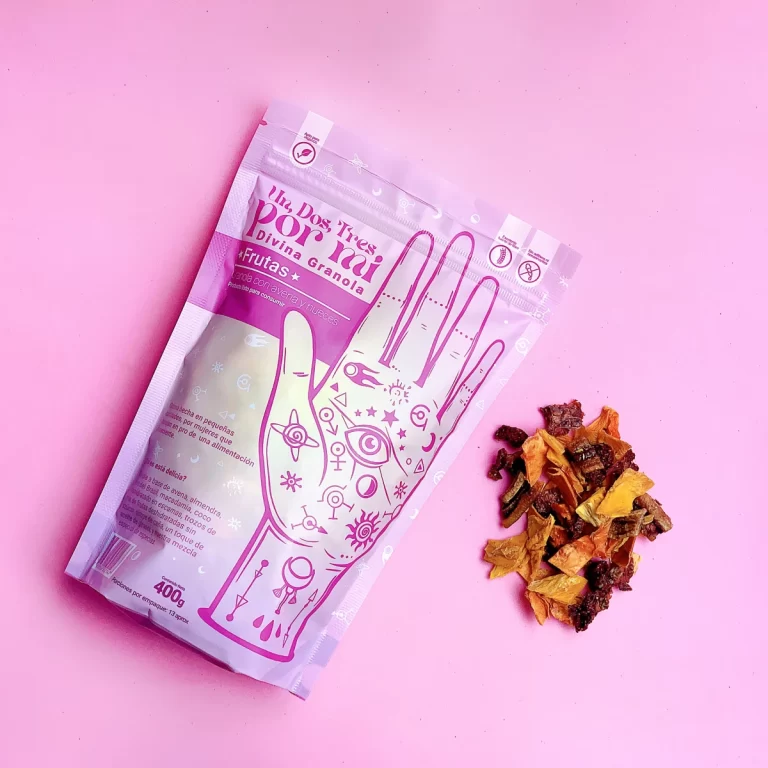 Divina Granola sabor Frutas, empaque de 400 gramos